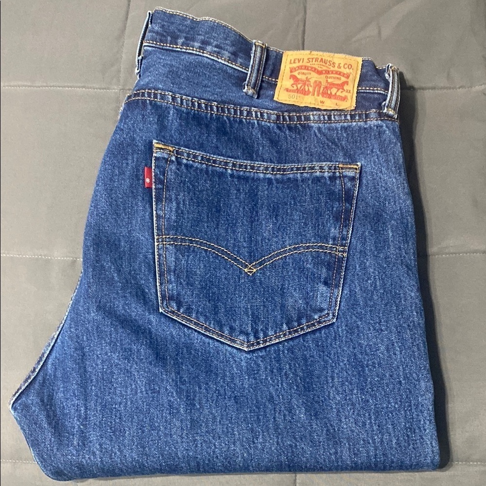 Levi's Men's 501 button fly Jeans. 42x38